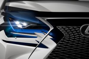 Lexus показал тизер обновлённого кроссовера NX